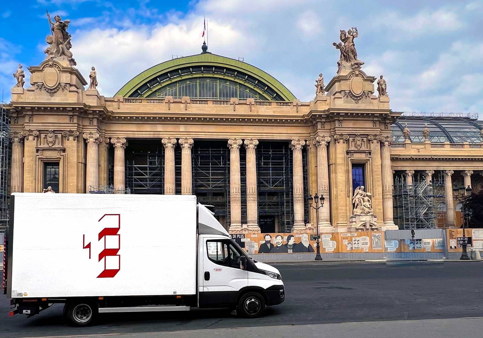 Fine Art transport in Paris